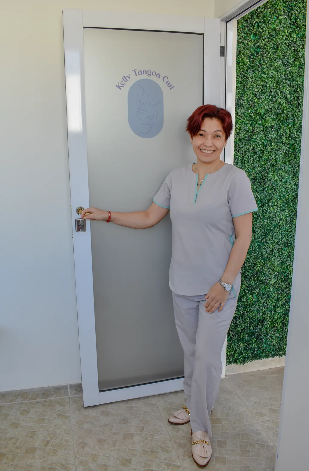 Kelly Tangoa Curi - Especialista en tratamientos